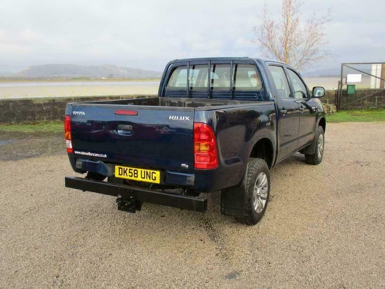 2008 Toyota Hilux 2.5 D-4D 4WD DOUBLE CAB PICK UP. Only 107,000 miles NO VAT