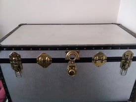 Vintage Style Storage Trunk - Excellent Condition
