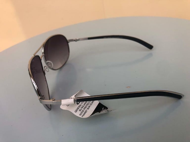 Ladies sunglasses 