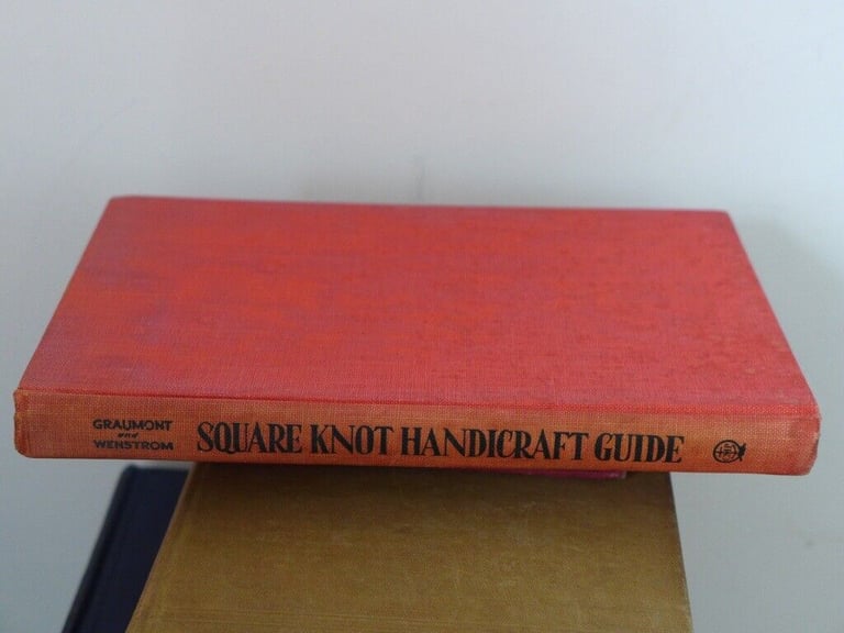 Collectable and rare vintage craft book: SQUARE KNOT HANDICRAFT GUIDE. Otherwise known as MACRAME.