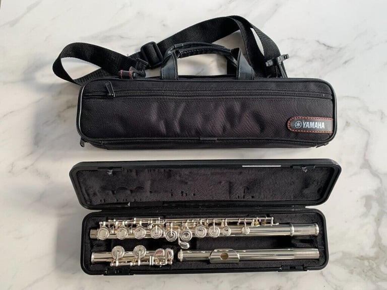 Flute - Yamaha 212 silver plated flute