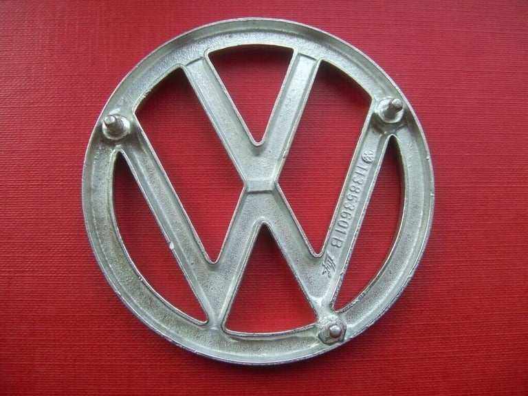 VW CUSTOM - PEWTER BONNET BADGE