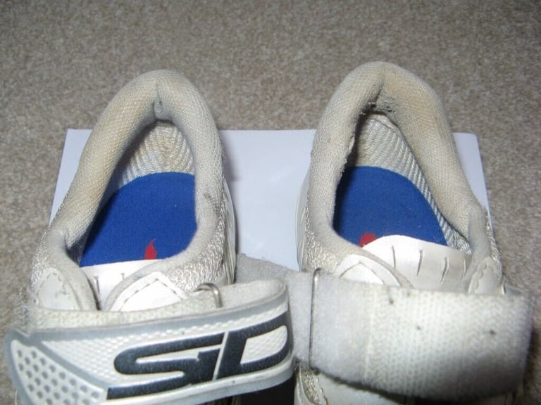SIDI Carbon Millenium III Cycling Shoes Size 5, And New Cycling Cleats, 