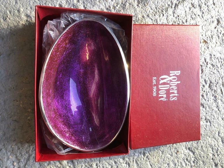 image for New boxed Robert & Dore oval shape enamel bowl. purple/mauve.