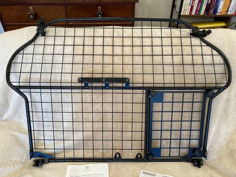 Mercedes C Class Estate W204 Car Dog Guard 