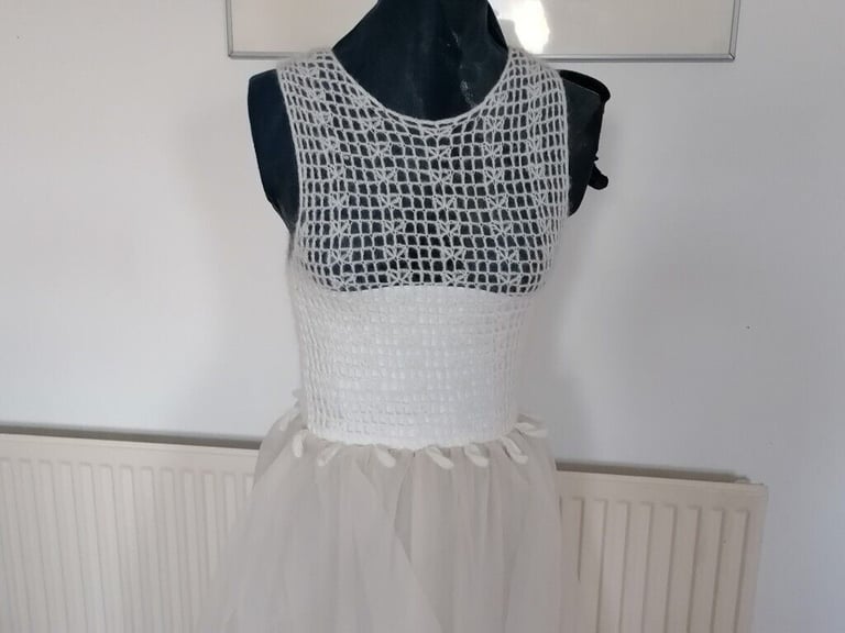 New : Stunning Designer SWAYING KNIT Contrast Tex Cocktail / Party Midi Dress. Size : UK S