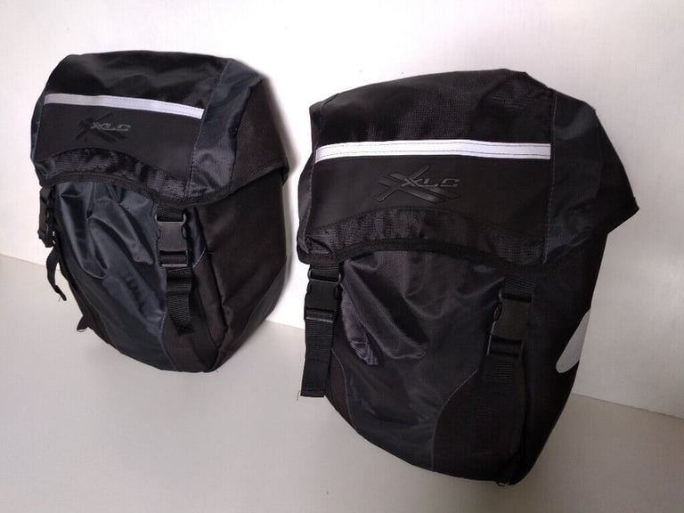 XLC REAR PANNIER BAGS 30 LITRES PER PAIR r.r.p. £74.99 *NEARLY NEW ! *2ND REDUCTION ! *CAN SHIP !*