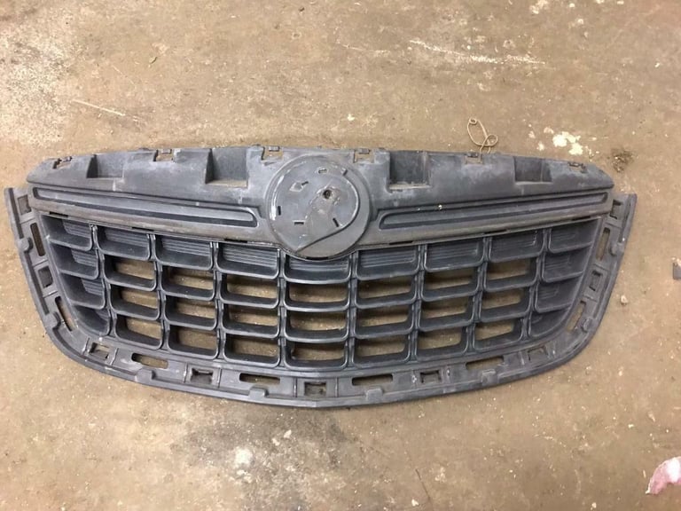 VAUXHALL MOKKA FRONT BUMPER RADIATOR GRILL GRILLE  (2012-2016)