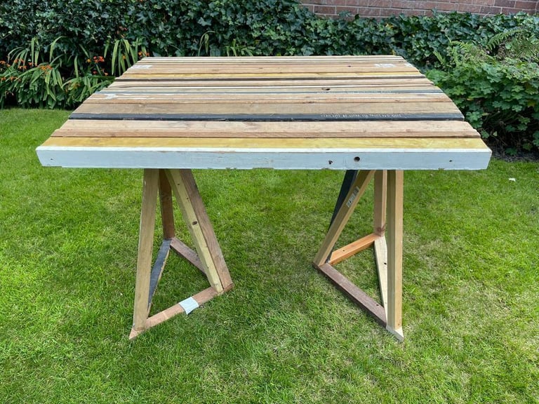 Bespoke Handmade square table / upcycled Reclaimed wood 🪵🪚🔨♻️