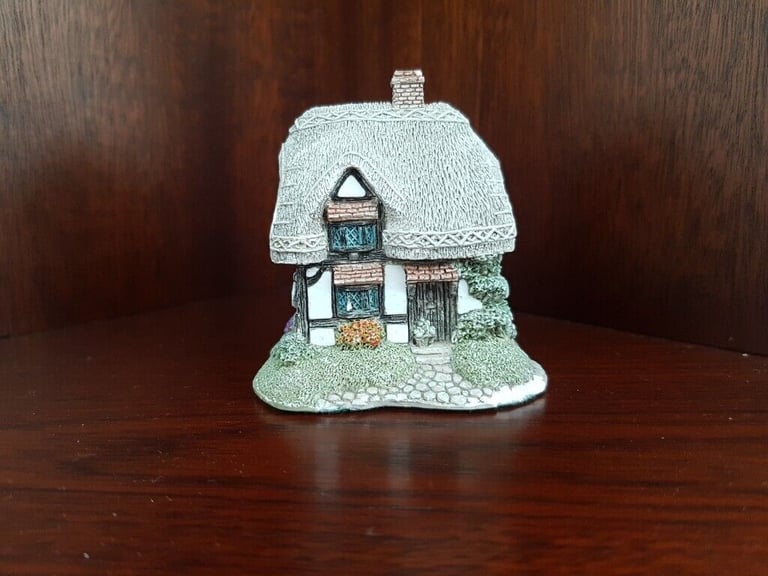 image for Lilliput Lane Granny Smiths 