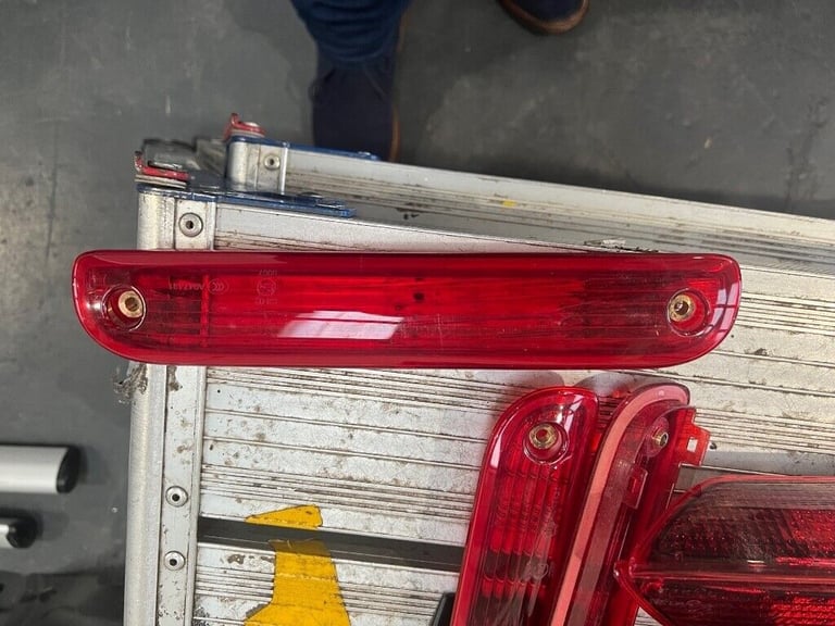  Hi Level Brake-lamp lenses / units for various Makes & Models of commercial vehicles