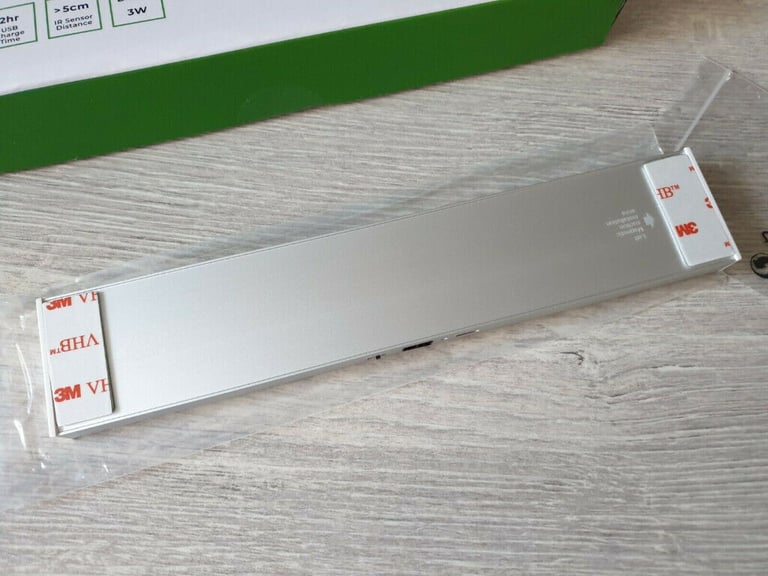 💡 USB Rechargeable LED Light PIR Sensor Cupboard Home Wren Kitchens