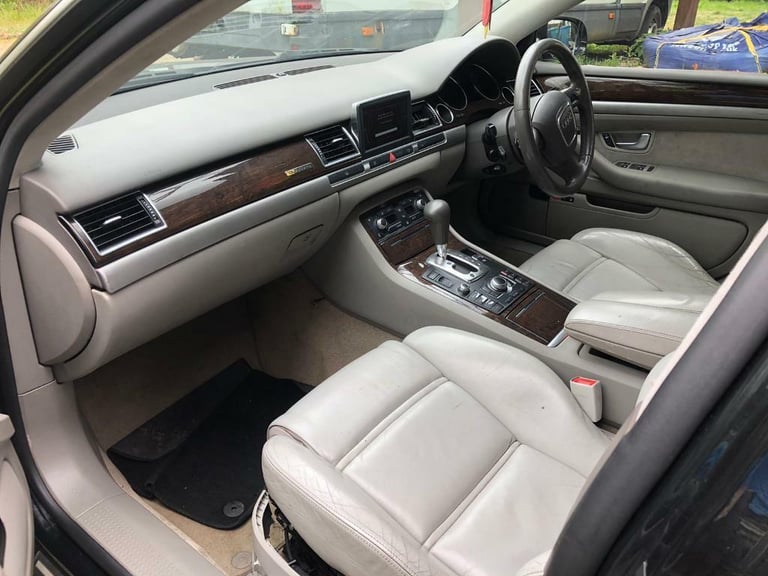 Breaking for parts AUDI A8 D3 facelift 3.0 v6 diesel, automatic, back