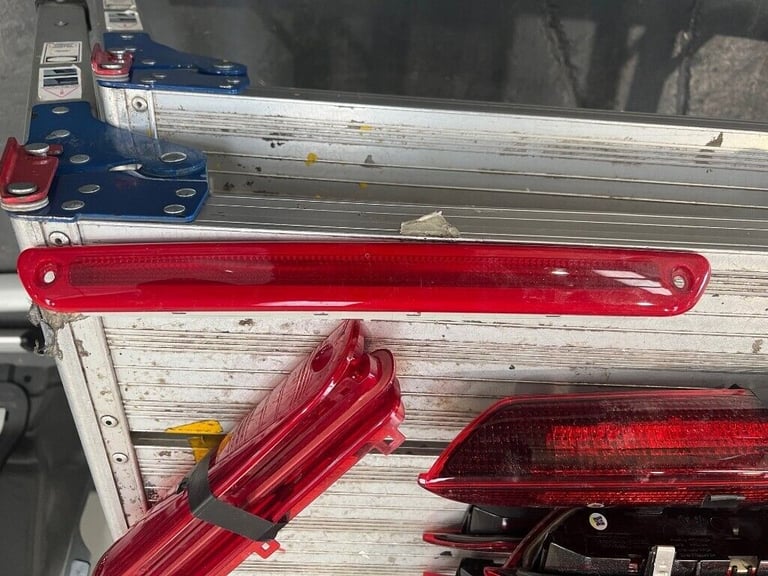  Hi Level Brake-lamp lenses / units for various Makes & Models of commercial vehicles