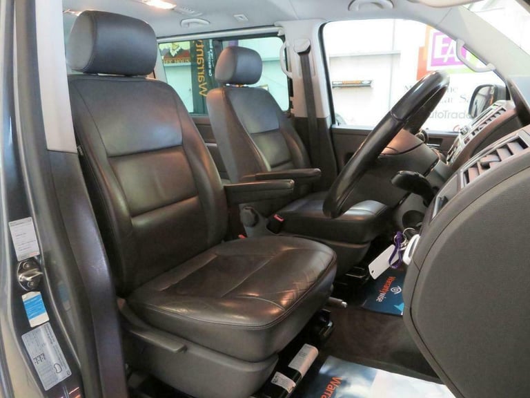 Volkswagen Caravelle 2.0BiTDI ( 180PS ) SWB DSG Executive