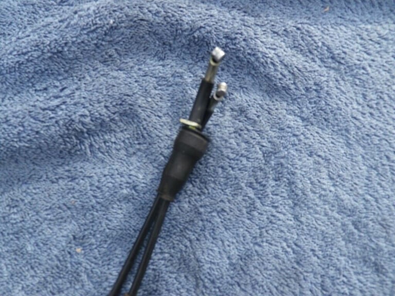 Suzuki SV1000 2006 Throttle Cables 