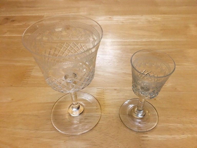 image for SHERRY AND LIQUOR GLASS