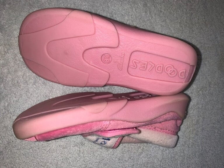 Clarks Girls Pink Molly Cat Doodles Slippers Size 8.5 IP1