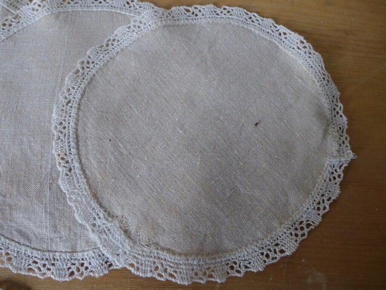 12 Vintage Matching, Crocheted, Lace-Edged, Linen Doilies/Table/Place/Dressing-Table Mats. Two sizes
