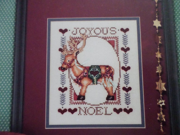 Better Homes and Gardens Folk Santa & Reindeer Cross Stitch Pattern Leaflet Book