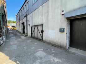 1,317 square foot industrial warehouse to rent