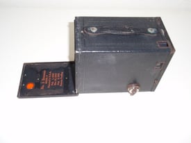 Vintage Brownie no. 2 Box Camera