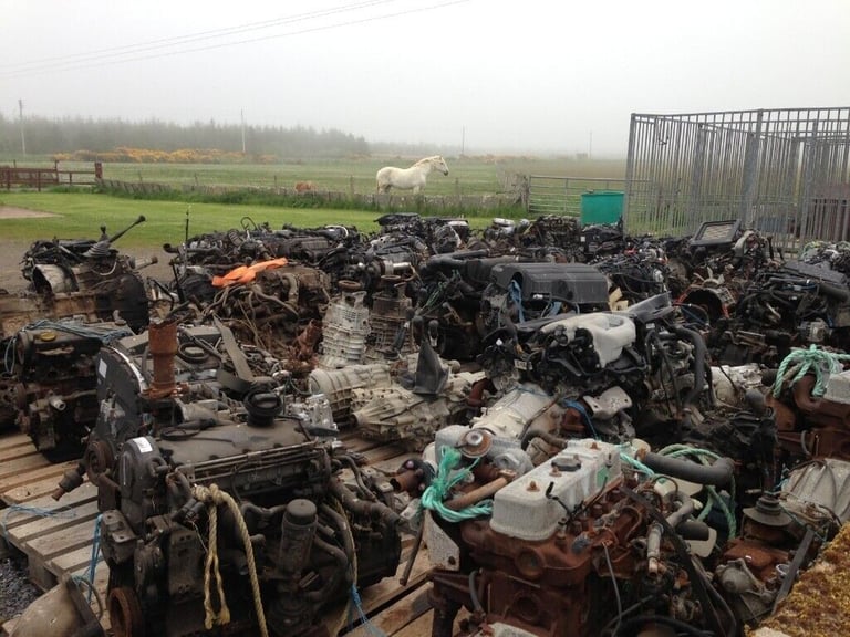 4X4 AND COMMERCIAL COMPLETE ENGINES AND BOXES. IDEAL EXPORT OR UK USE