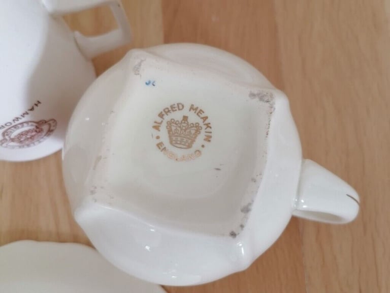 Royal Memorabilia Lot : KING GEORGE VI 1937 Coronation Commemorative Ceramics ( 4 items)