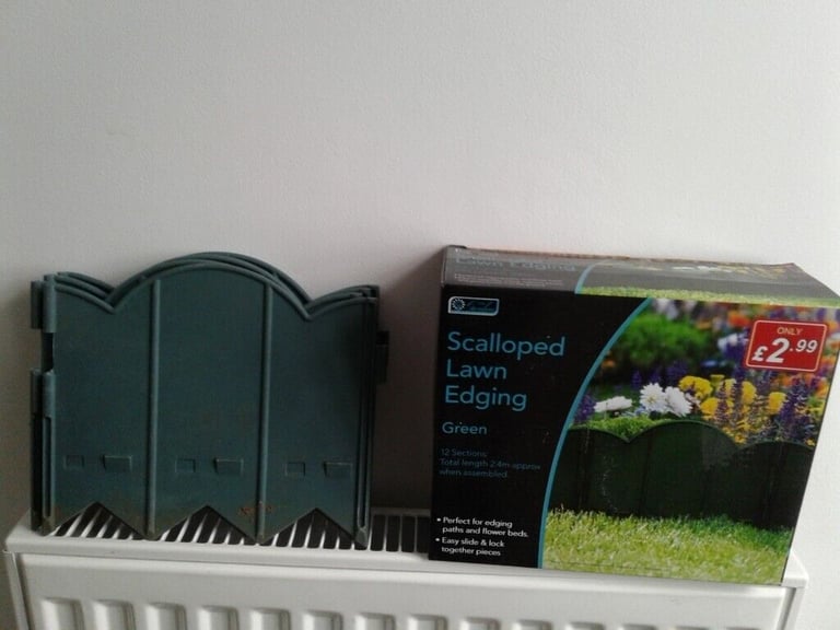 image for Scalloped lawn edging