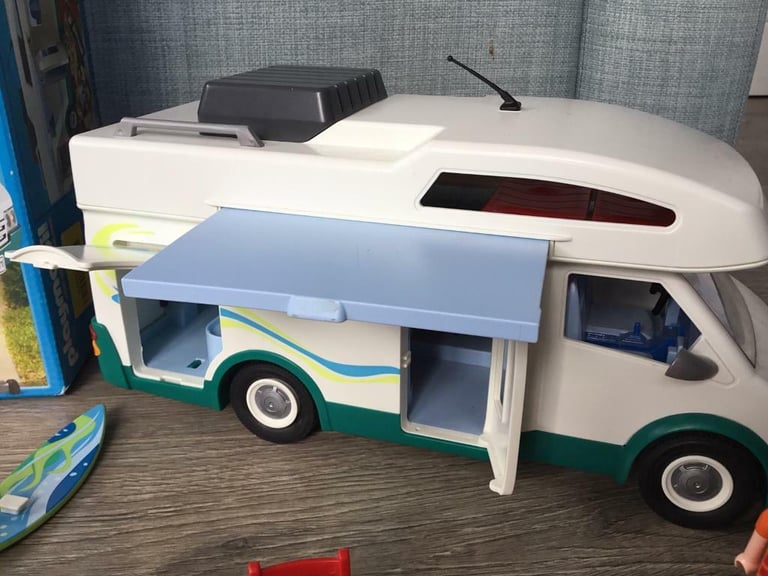 Playmobil Summer Camper