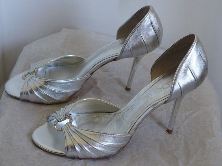 ALDO High Heels, size 39 (EU) 6.5 (UK). One pair silver, one pair gold. The Two pairs for £40.