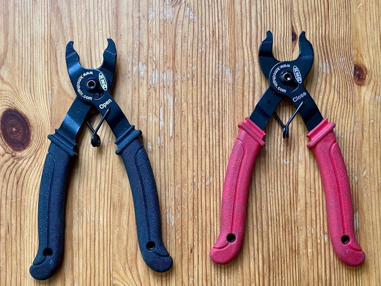 image for KMC missing link chain pliers