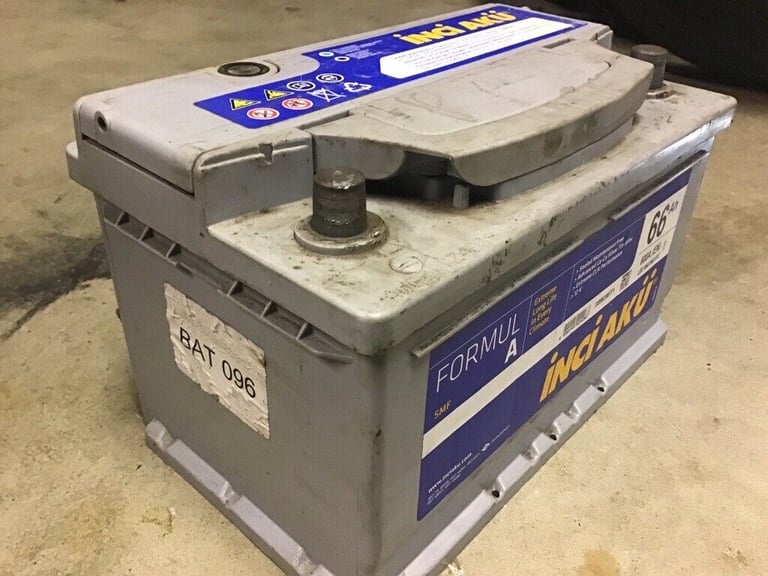 BATTERYS FIT CAR VAN & JEEP TRACTOR HEAVY DUTY DIESEL BATTERYS FIT MOST VEHICLES