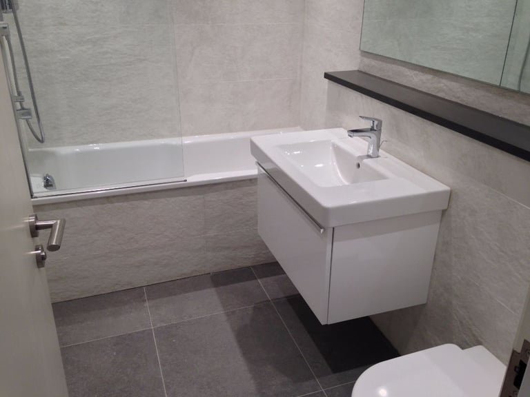 UniquePremiumQuality HighSpec 1stFloor 3  Double Bed Flat 2 Bath OpenKitchenDineSit Balcony NearTube