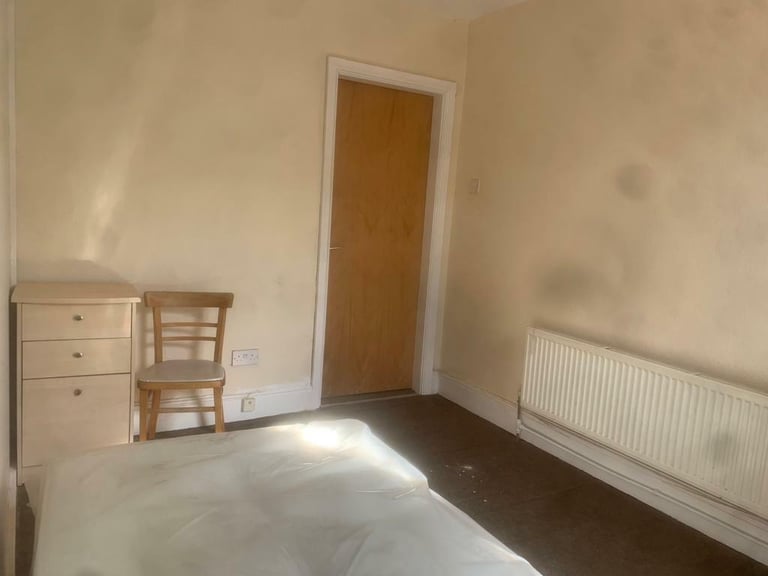 ROOM WITHIN SHARED HOUSE NEW BASFORD FOREST FIELDS UNIVERSAL CREDIT ESA JSA