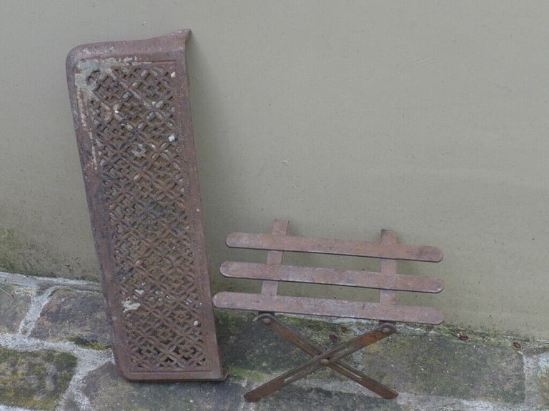 image for Antique Vintage Metal Clip-On Fireplace Fireside Kettle Pot Stand Trivet and Decorative Metal Grill.