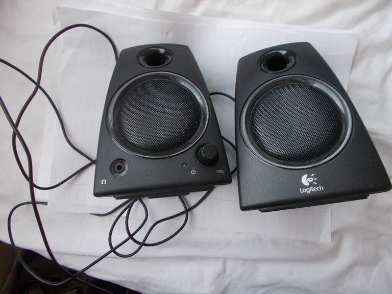 LOGITECH  SPEAKERS  Z130  PAIR   BLACK