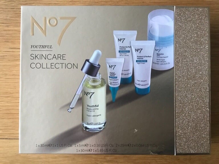 Boots No7 skincare collection, 6 item gift set.