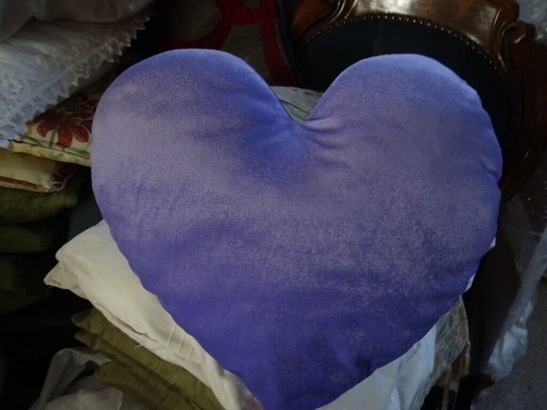 Cushion  - Heart Shaped - Lavender 