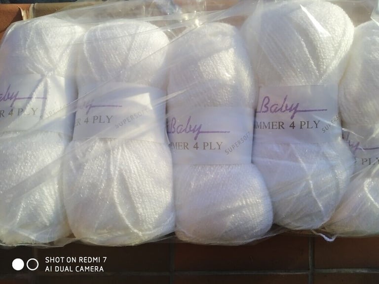 JAMES C BRETT BABY SUPERSOFT 3PLY KNITTING WOOL YARN 5X100G IN WHITE