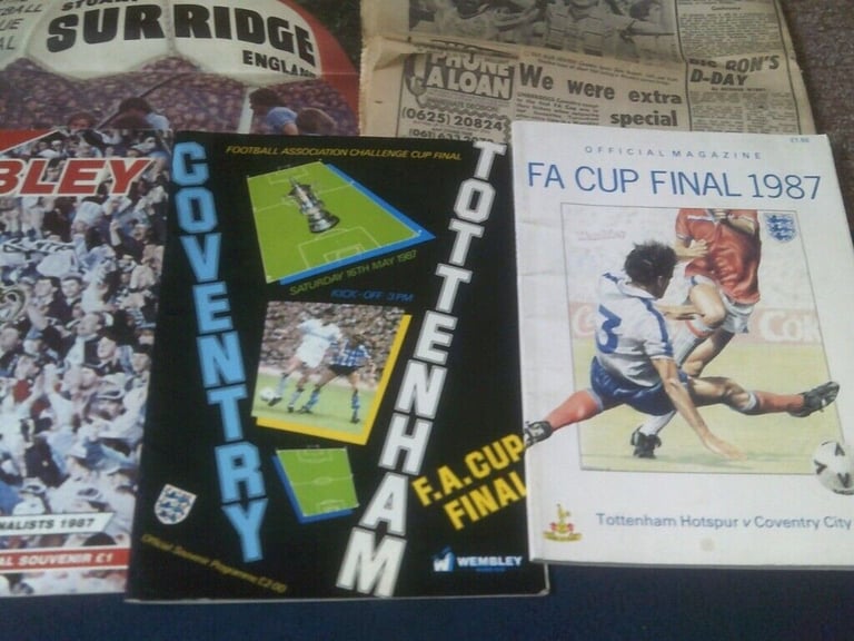 5 MIXED COVENTRY CITY FOOTBALL ITEMS 