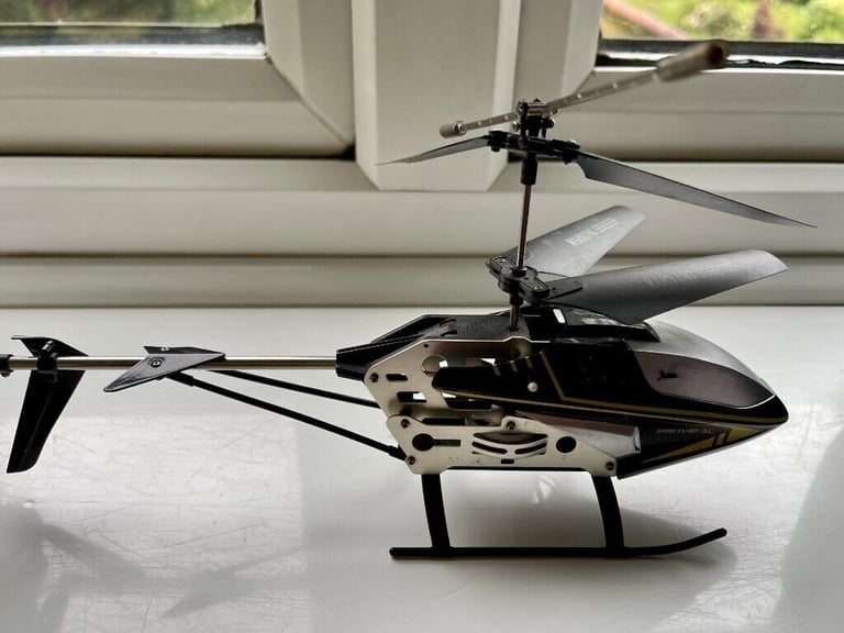 Gyro flyer XL helicopter, not working, for spares only