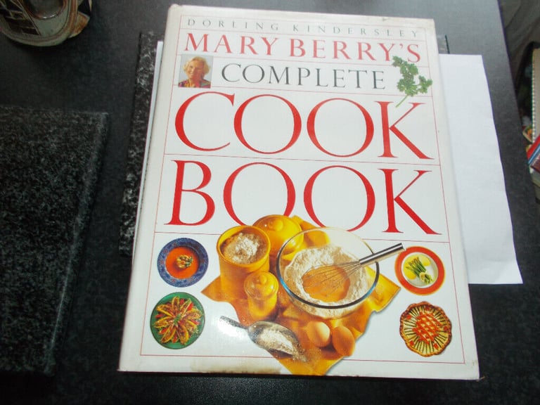   COOKING BOOKS   MARY BERRY   JAMIE OLIVER DELIA  ETC  /SELL SEPERATE   £4   each