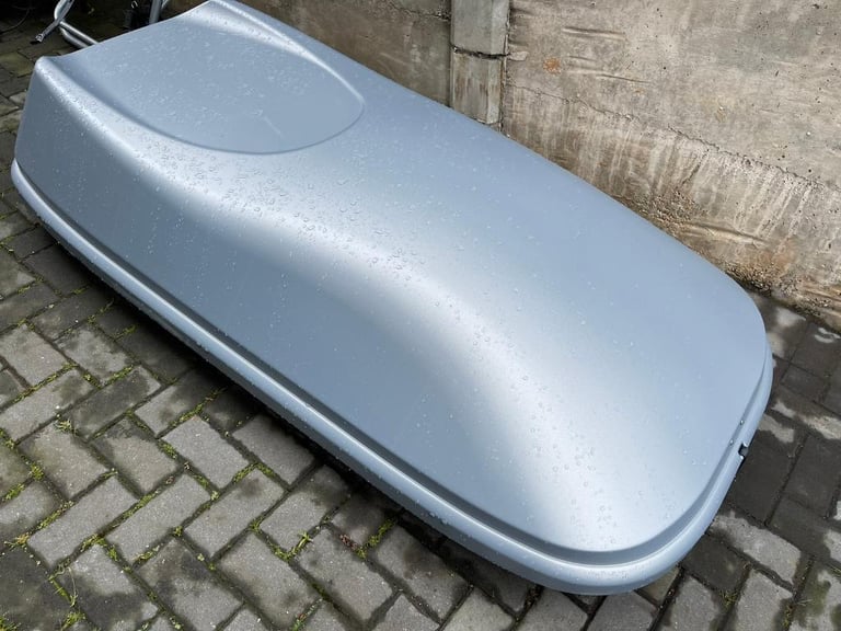Roof box and bars available *** for hire only *** 