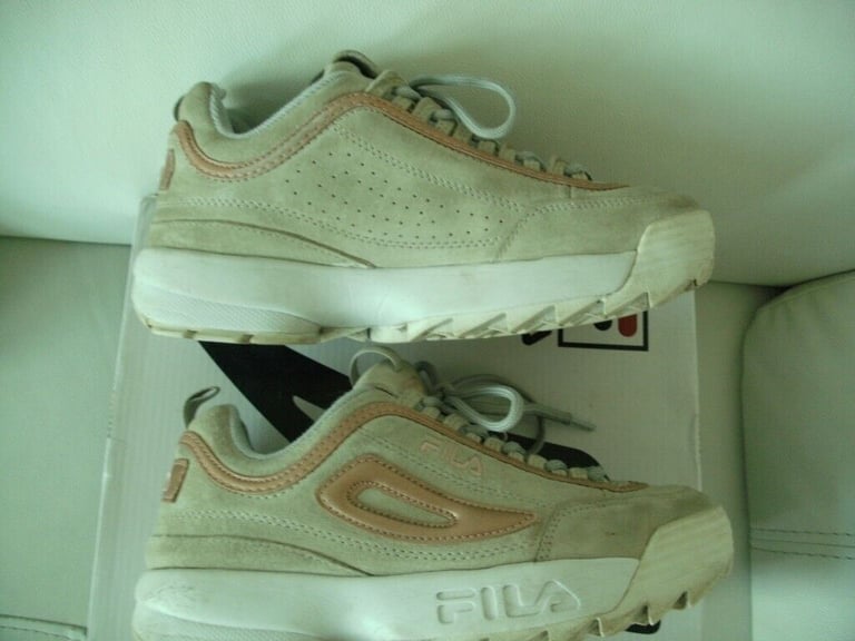 Fila disruptor green sales suede