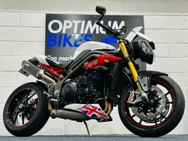 Triumph Speed Triple 1050 LOW MILES ! SC PROJECT ! EXTRAS ! STUNNING