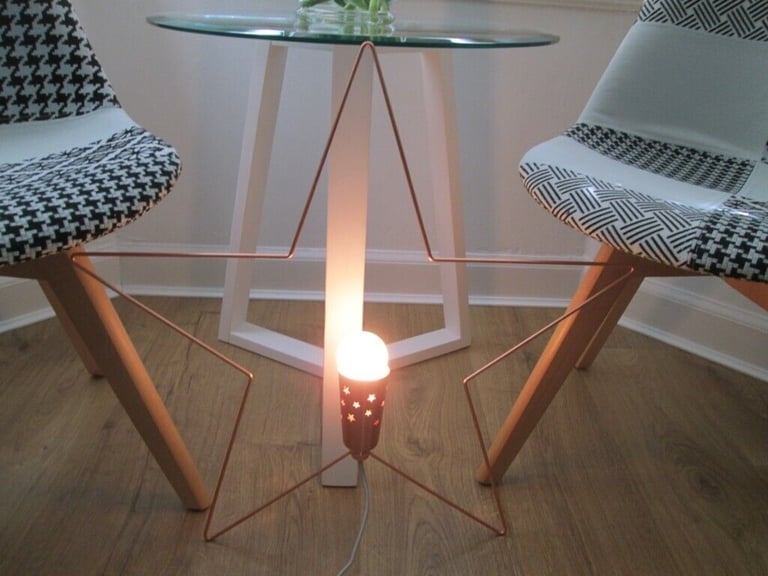 GORGEOUS VERY LARGE GOLD STAR LIGHT
