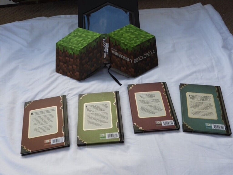 4 Minecraft books Plus Blockopedia all as New