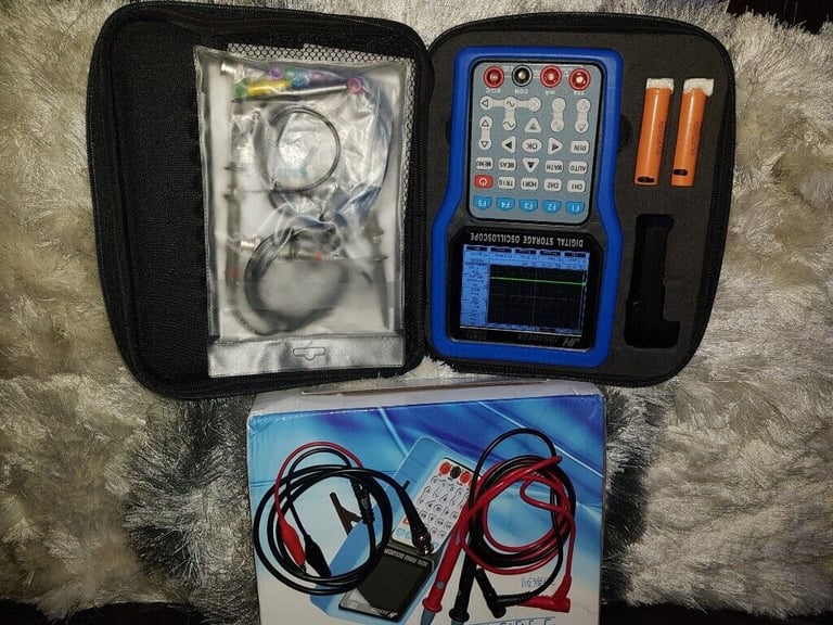 NEW in box 3 in one JDS3022A Handheld Digital Oscilloscope 2CH 50MHz 500MSa/S Signal Generator / AVO