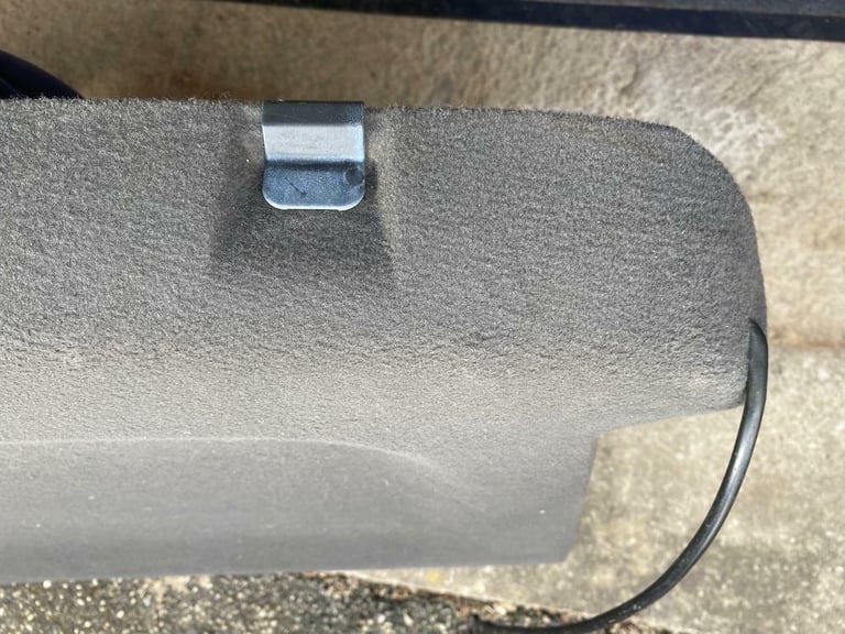 Vauxhall Corsa C 2004 rear parcel shelf grey 